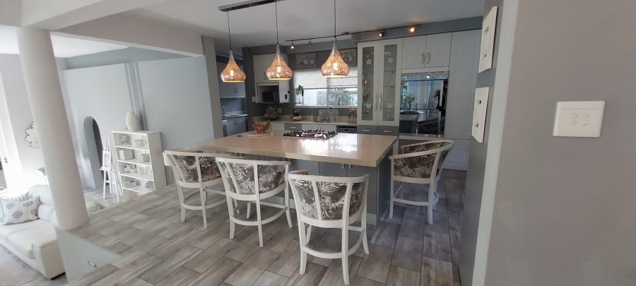 4 Bedroom Property for Sale in Bonnie Doone Eastern Cape